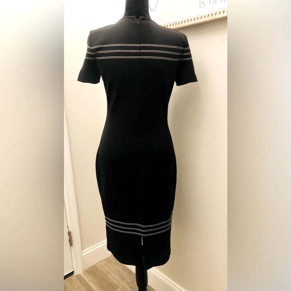 ST JOHN Milano Knit Cocktail dress. - Picture 8 of 11
